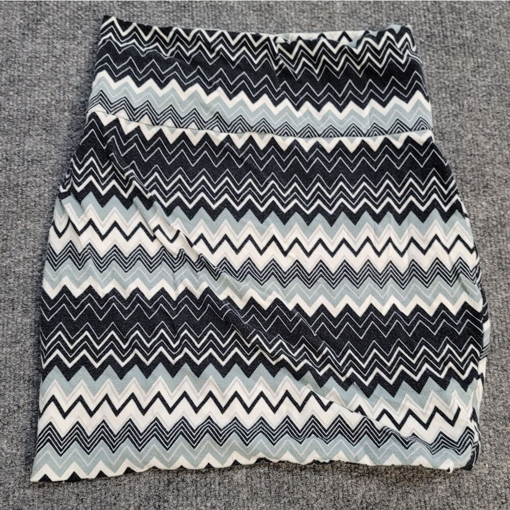 Lily Rose Zigzag Black and White Skirt